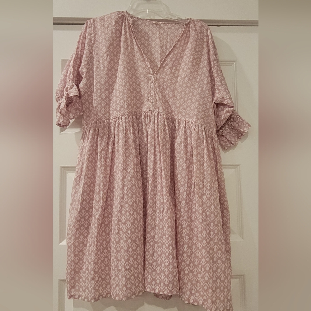Pink Patterned V-Neck Babydoll Dress